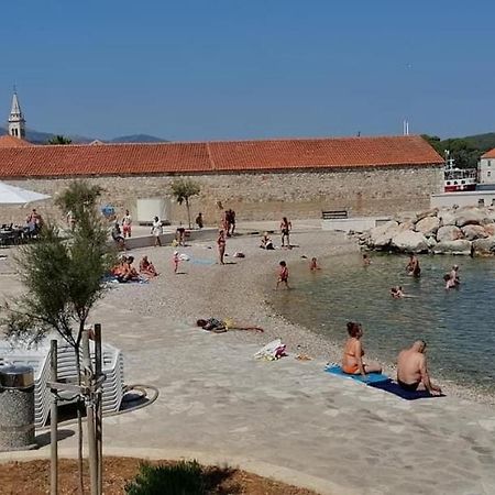 Sea View Apartment Near The Beach S2-Jelsa Center Exteriör bild