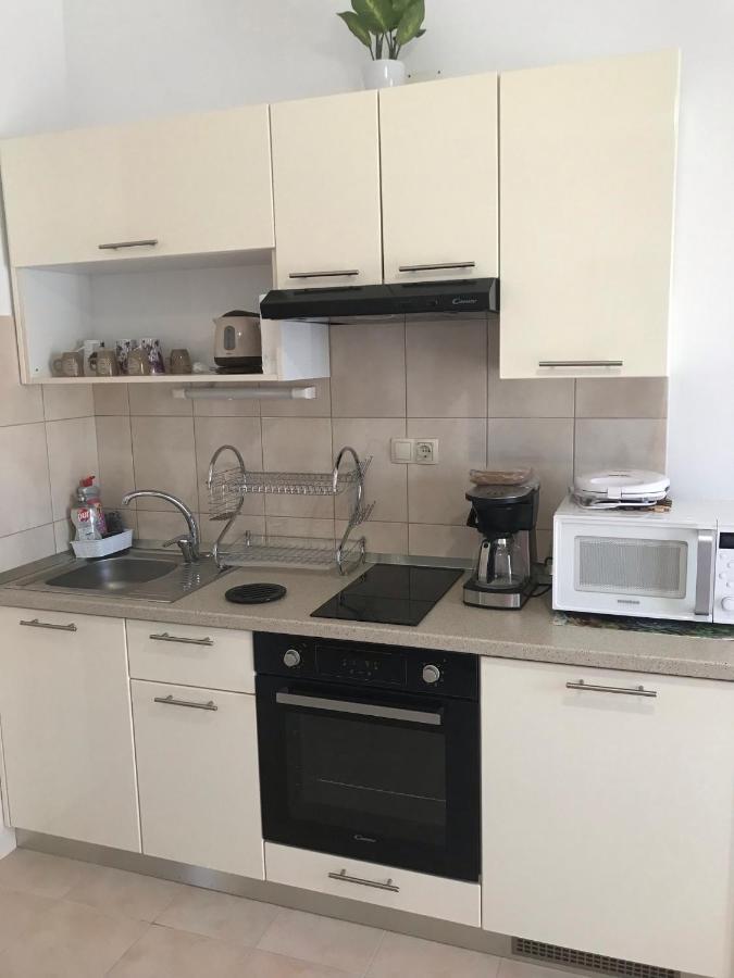 Sea View Apartment Near The Beach S2-Jelsa Center Exteriör bild
